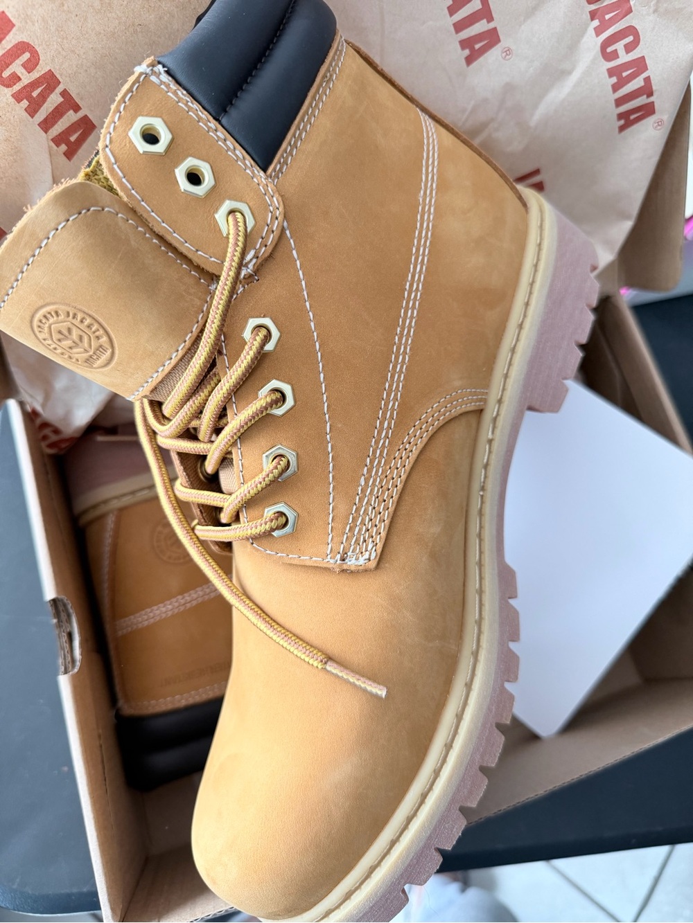Shoes - Picture 1 of 4